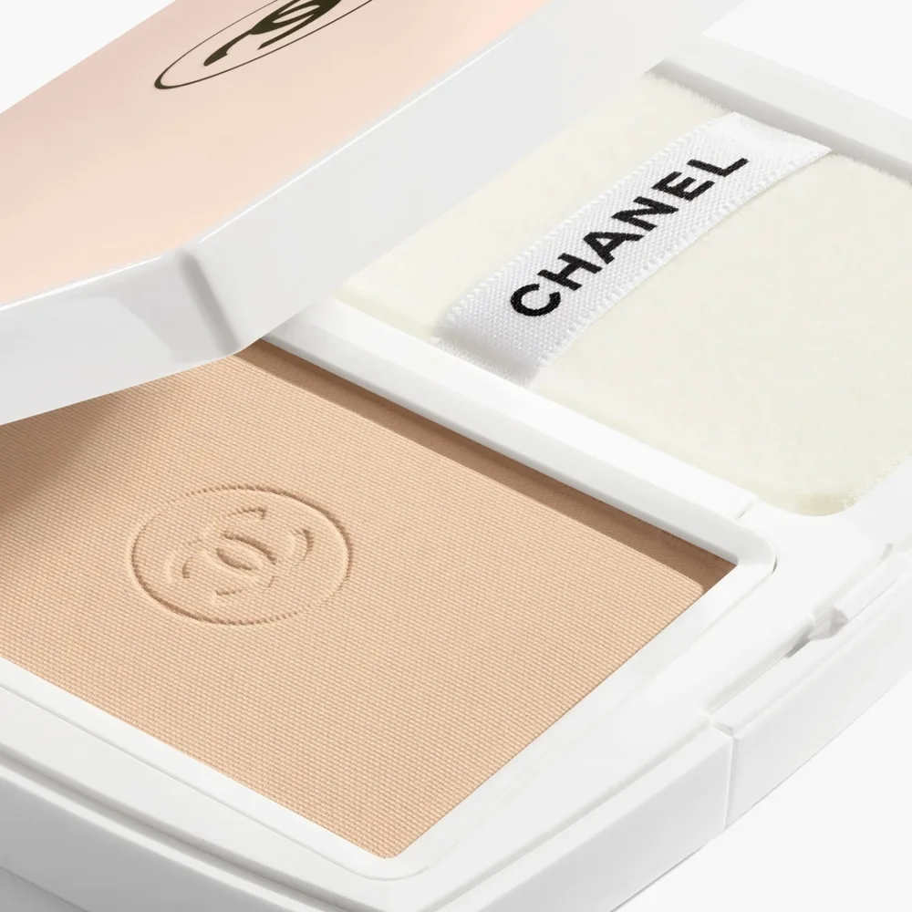 NEW~ CHANEL LE BLANC COMPACT Brightening Compact Foundation ~ B20